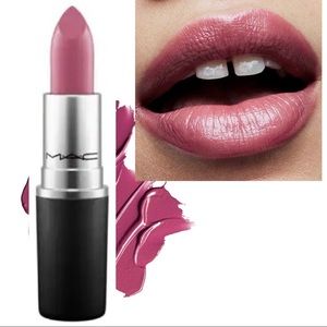 MAC Plumful Lustre Lipstick DISCONTINUED